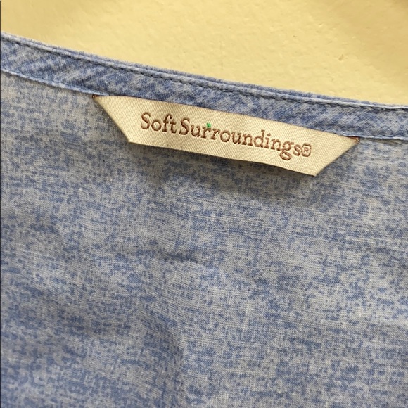 Soft Surroundings S shell seeker embroidered tunic - Picture 3 of 8